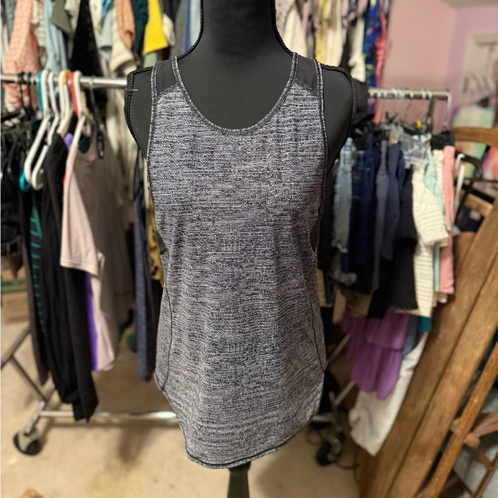 Women's Lululemon Gray Sleeveless Top